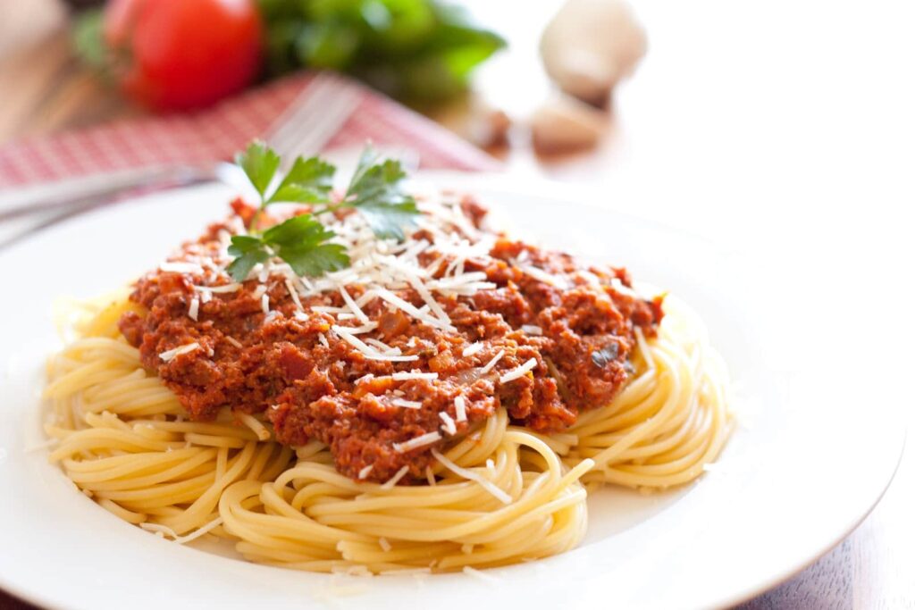 spaghetti+with+meat+sauce11-2824918695